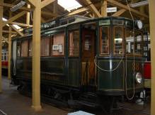 Un tram de 1900 au mus�e des transports de Prague