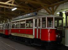 Tram de Prague avec une publicit� pour milka