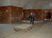 Vincent dans la forteresse de Monostori